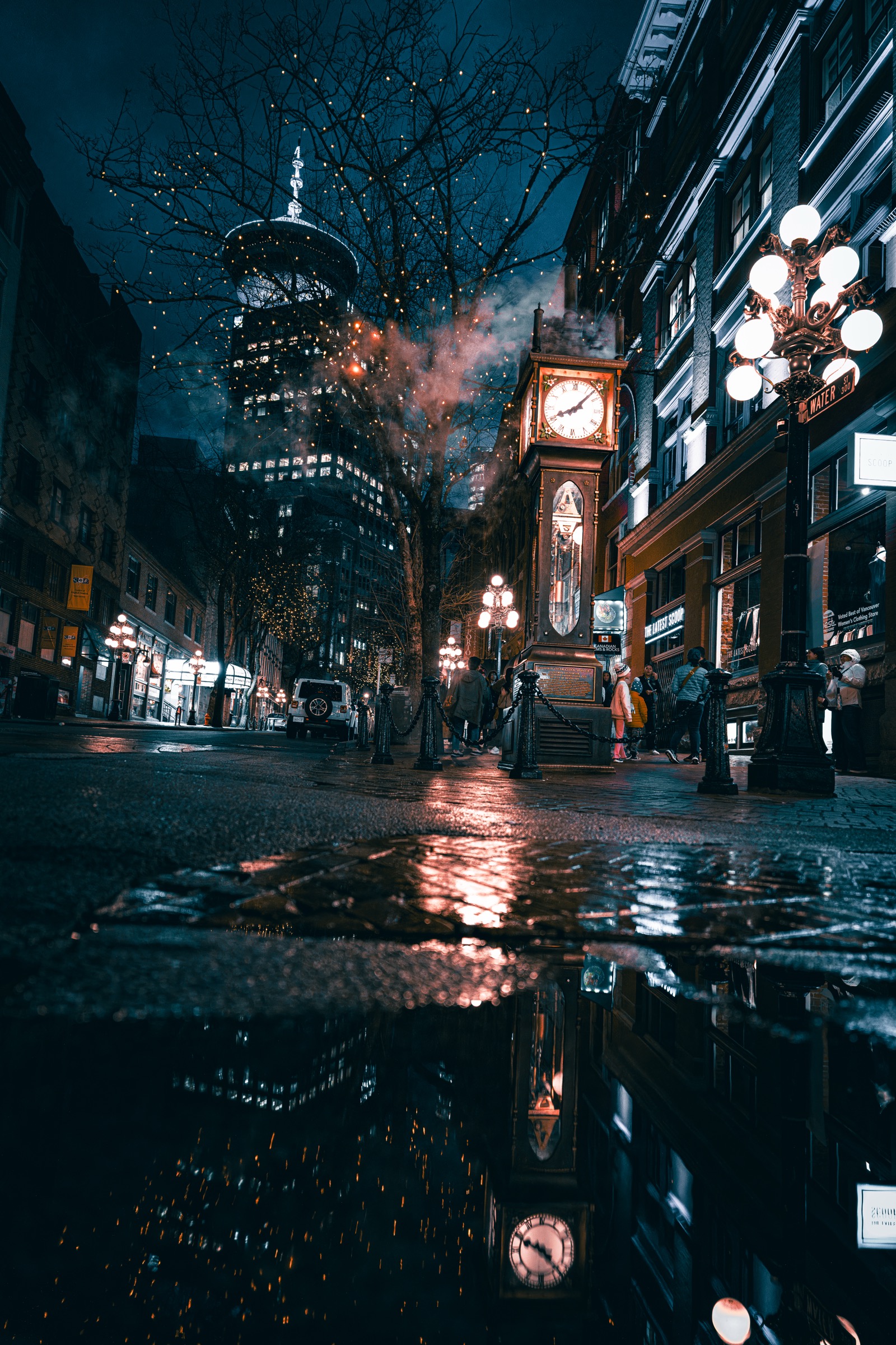 Rainy street photograph from the photography page