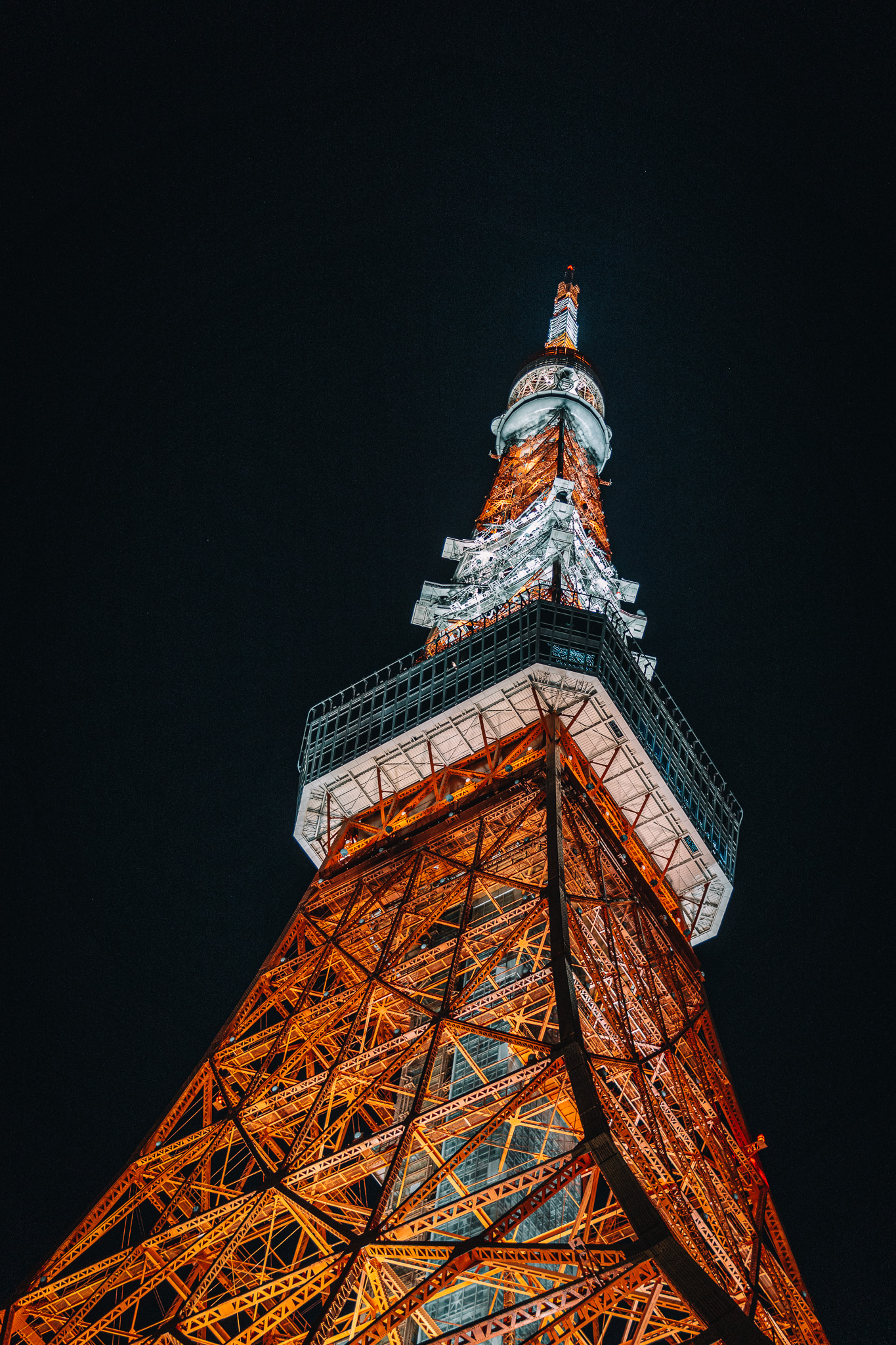 Tokyo tower at night
